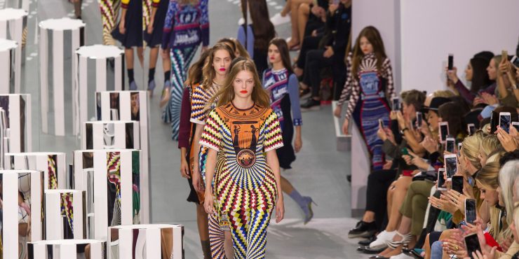 Выставка в честь 10-летия Mary Katrantzou