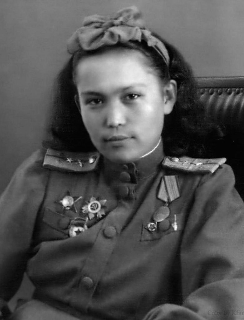 Герои ВОВ: отвага казахских женщин