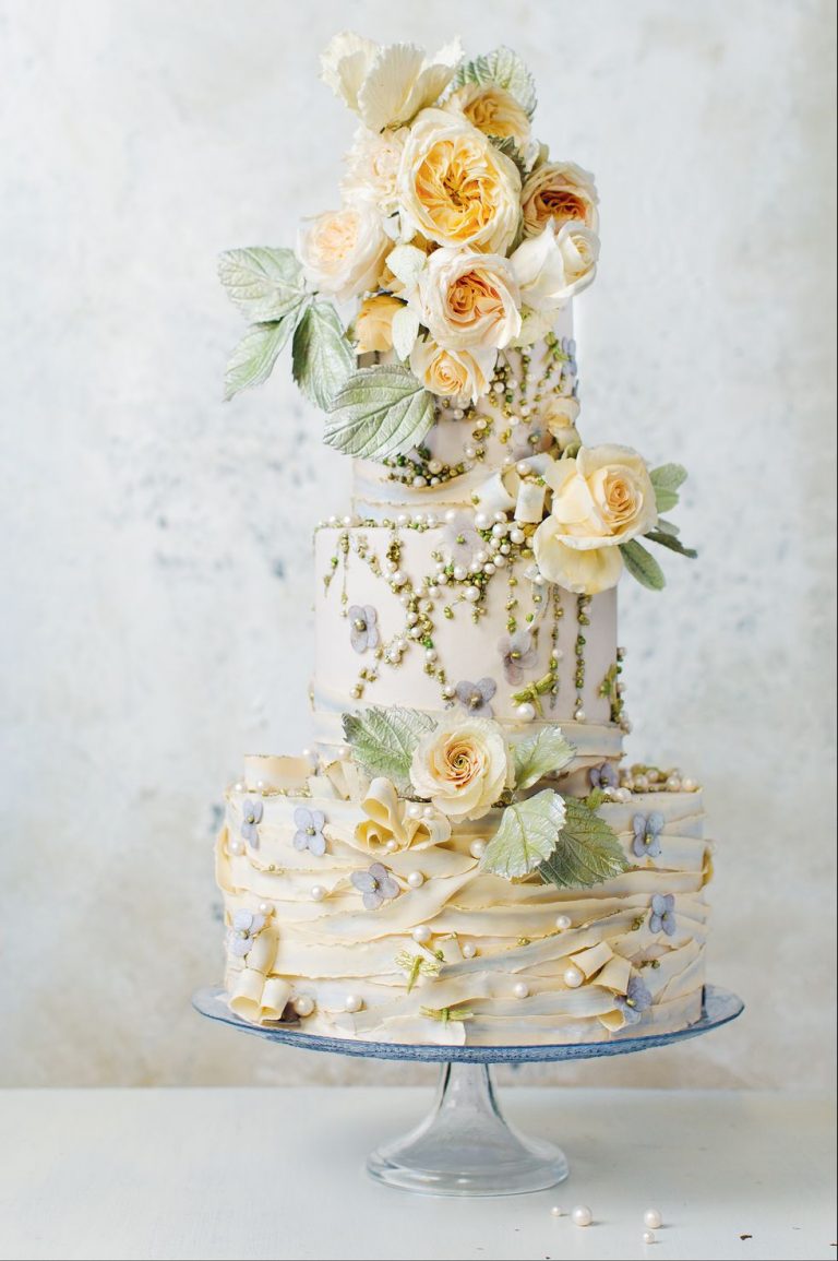 Wedding Cake Designer Maggie Austin's New book