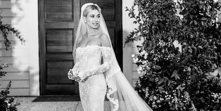 Хейли Бибер и ее свадебное платье раскритиковали