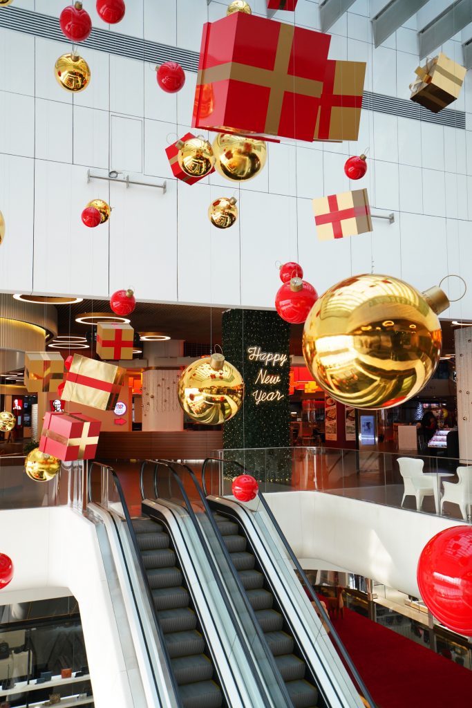 Новый год в Esentai Mall: какие сюрпризы подготовил молл
