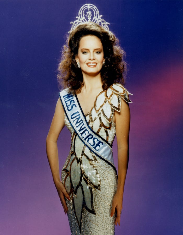 Мисс Вселенная: самые потрясающие наряды в истории конкурса