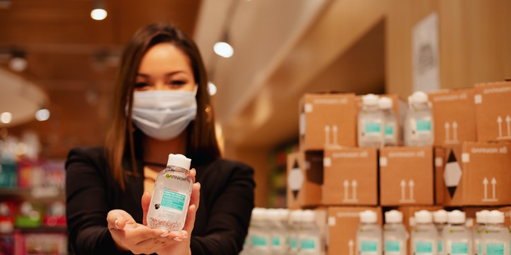 L’Oréal обеспечит санитайзерами медицинских работников Казахстана