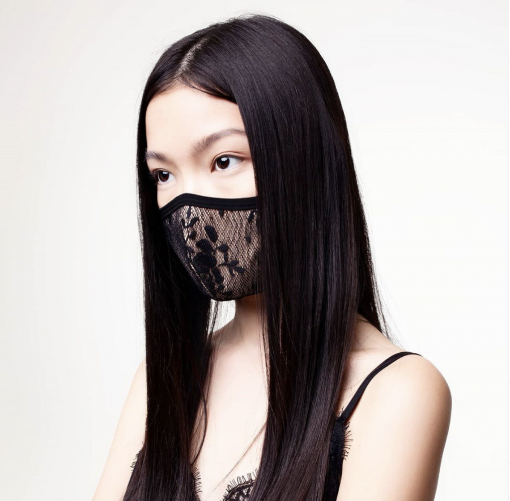 Стильная защита: маски казахстанских дизайнеров