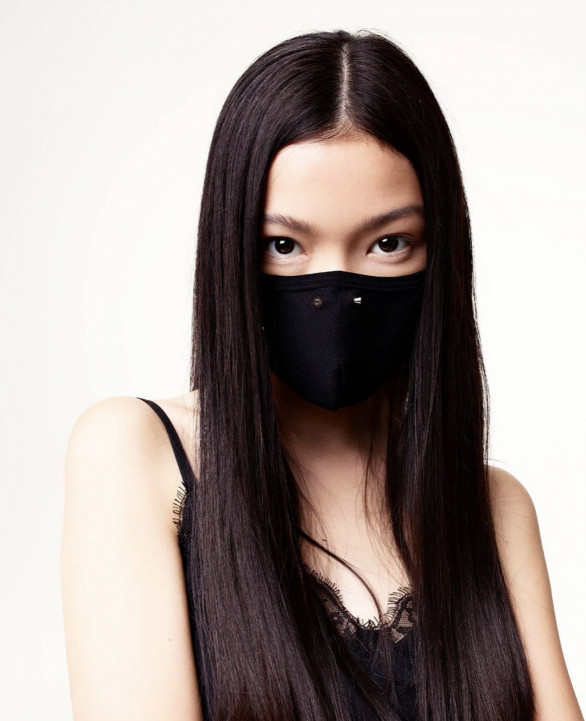 Стильная защита: маски казахстанских дизайнеров