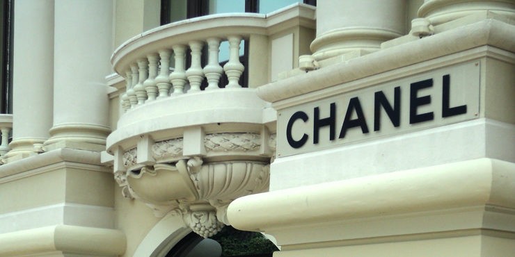Бренд Chanel запускает серию подкастов со звездами