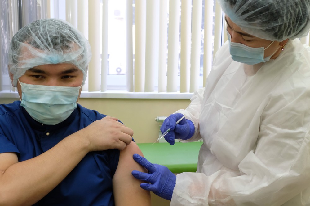 Вакцина от COVID-19: что думают казахстанцы о нашумевшей прививке?