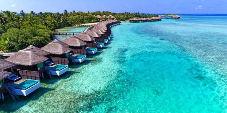 Бежать за солнцем в Sheraton Maldives Full Moon Resort & Spa