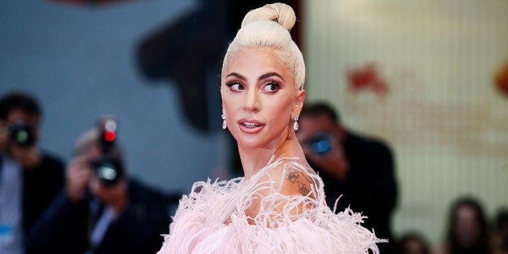 Леди Гага забеременела от насильника