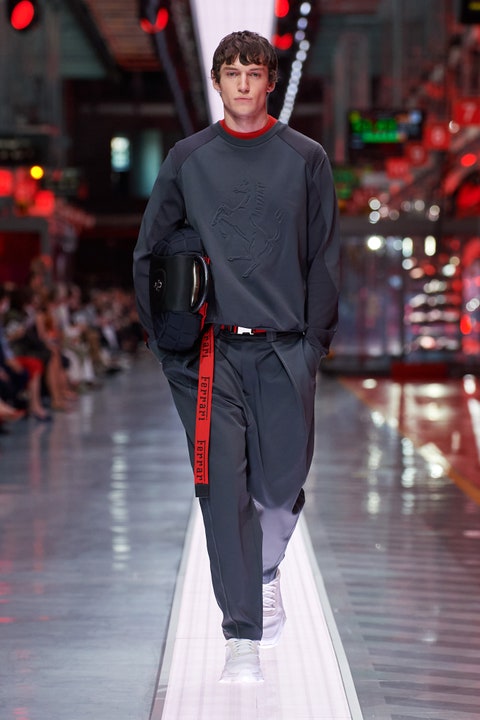 Автобренд Ferrari представил свою дебютную коллекцию одежды