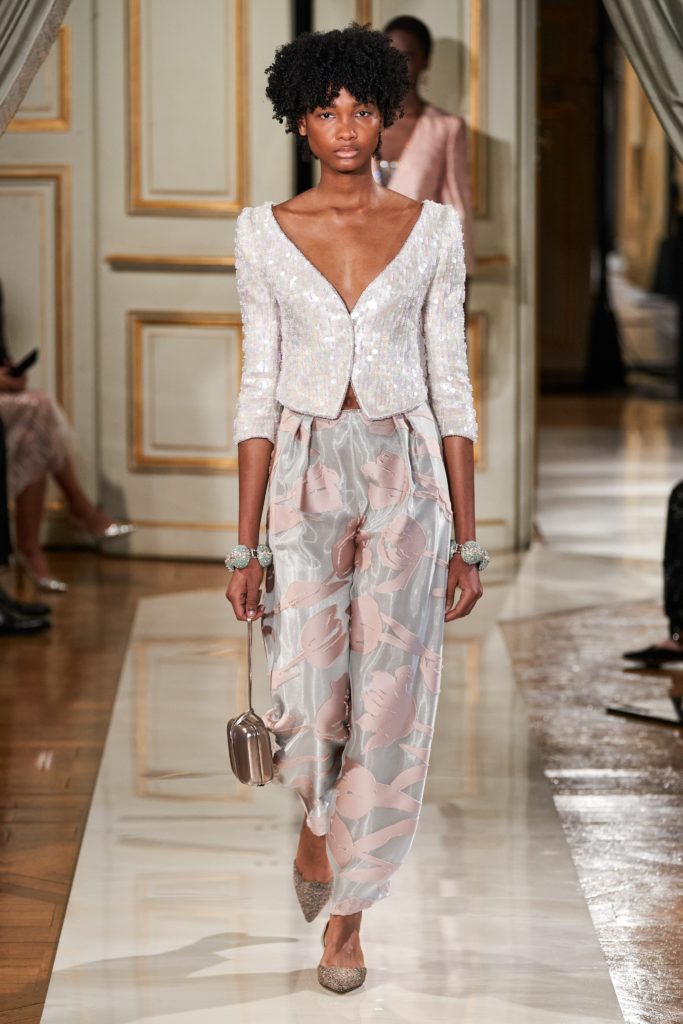 Shine: Armani Privé представили коллекцию Haute Couture