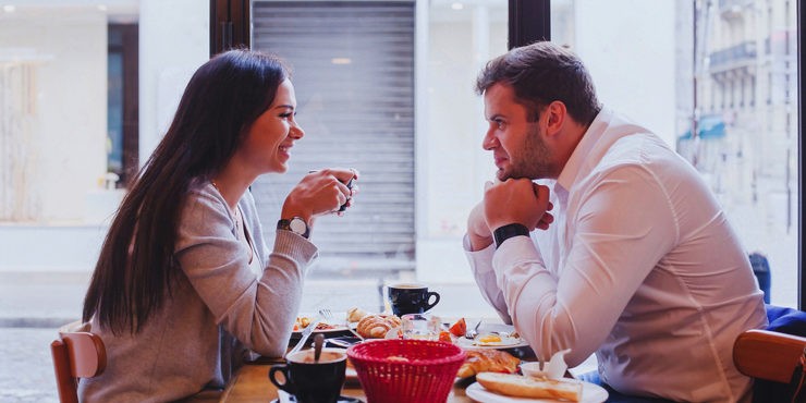 Почему первое свидание лучше проводить за чашкой кофе?