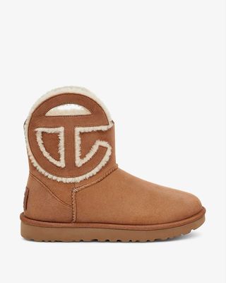 Ugg и Telfar выпустили уютную коллаборацию