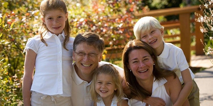 «Лежала на ковре и плакала»: Мелинда Гейтс раскрыла подробности разрыва с Биллом Гейтсом