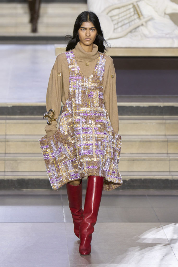 Неделя моды в Париже 2022: Чон Хо Ен на подиуме и возвращение Sacai