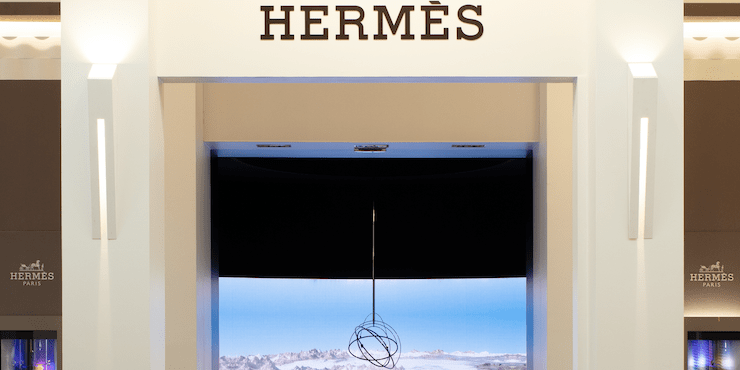 Отправляйтесь в путешествие во времени и пространстве вместе с Hermès