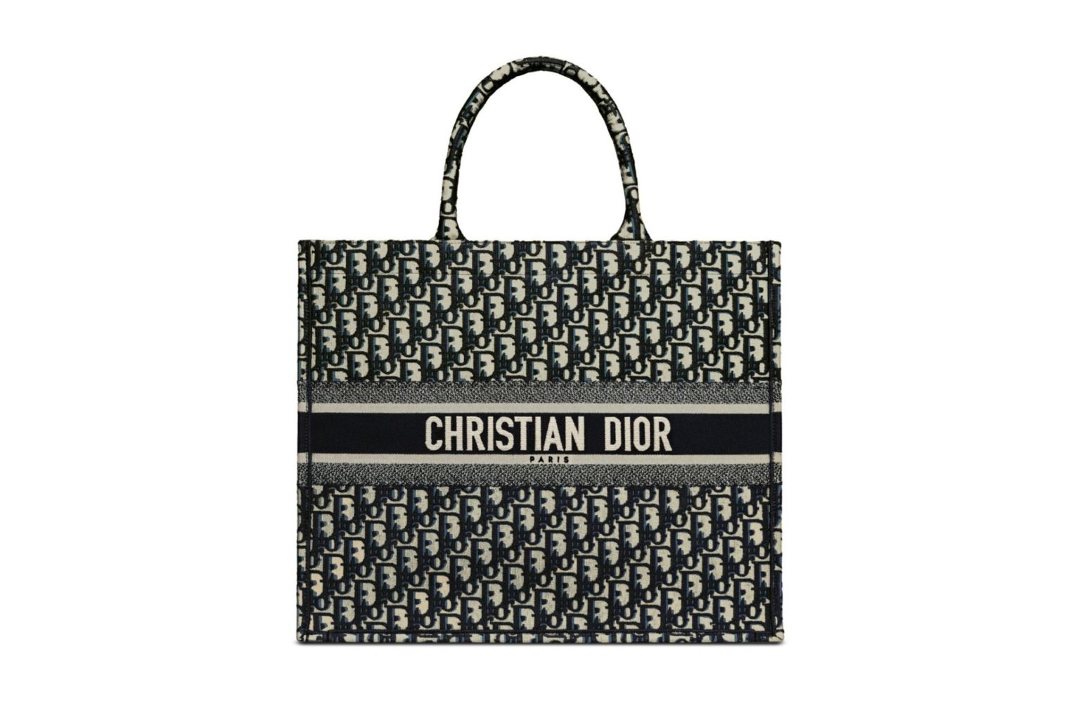 Dior Book Tote: как создается одна из ключевых it-bag современности?