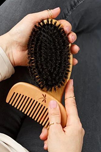 Если ваши волосы постоянно путаются, используйте эти расчески с натуральной щетиной