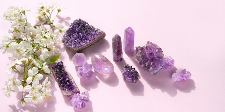 Тренд на кристаллы: как энергия камней способна избавить от тревоги и привлечь изобилие?