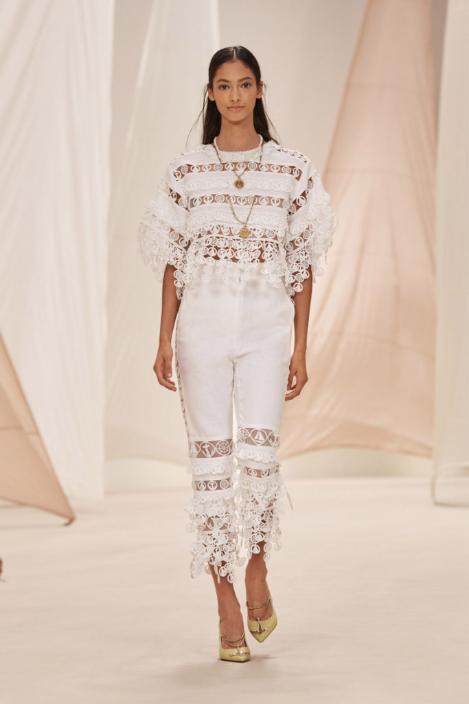 Джейн Биркин, солнце Прованса и морские мотивы: коллекция Zimmermann Resort 2023