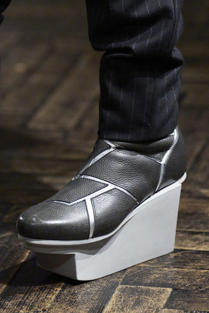 Ugly shoes: как "уродливые туфли" стали такими привлекательными для дизайнеров?