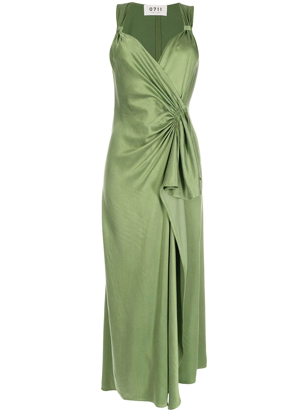 Платья лаймовых оттенков - "свежая" идея на лето, которую подсказала нам Хейли Бибер