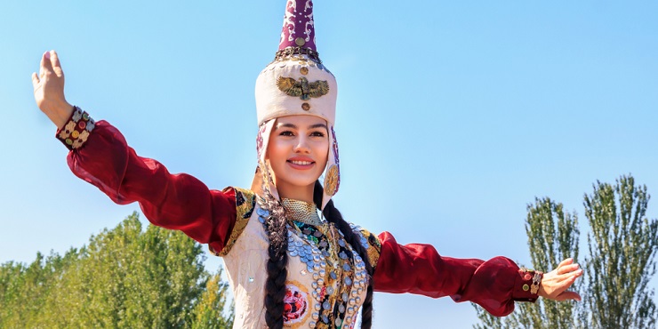 «Не мясо женщин, а тело»: кыргызстанки ответили на скандальную речь имама, который обвинил женщин в росте цен на мясо