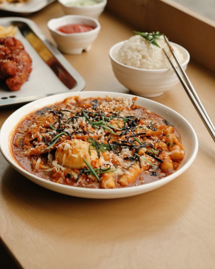 Рестораны корейской кухни в Алматы и Астане: 6 заведений, где огромный выбор блюд