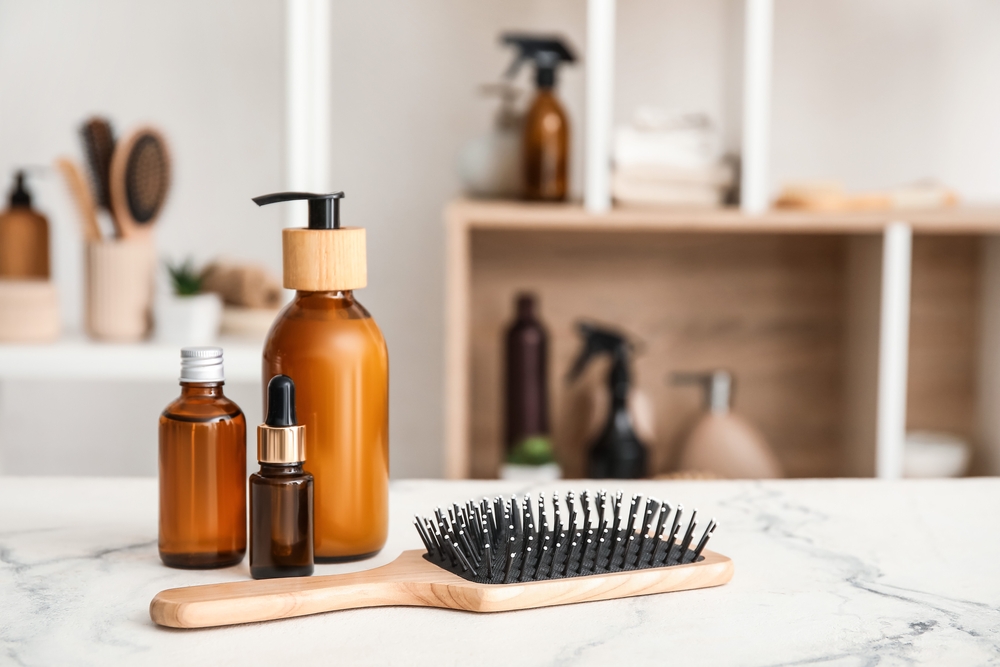 5 ингредиентов в средствах по уходу за кожей, которые помогут улучшить состояние ваших волос (да!)