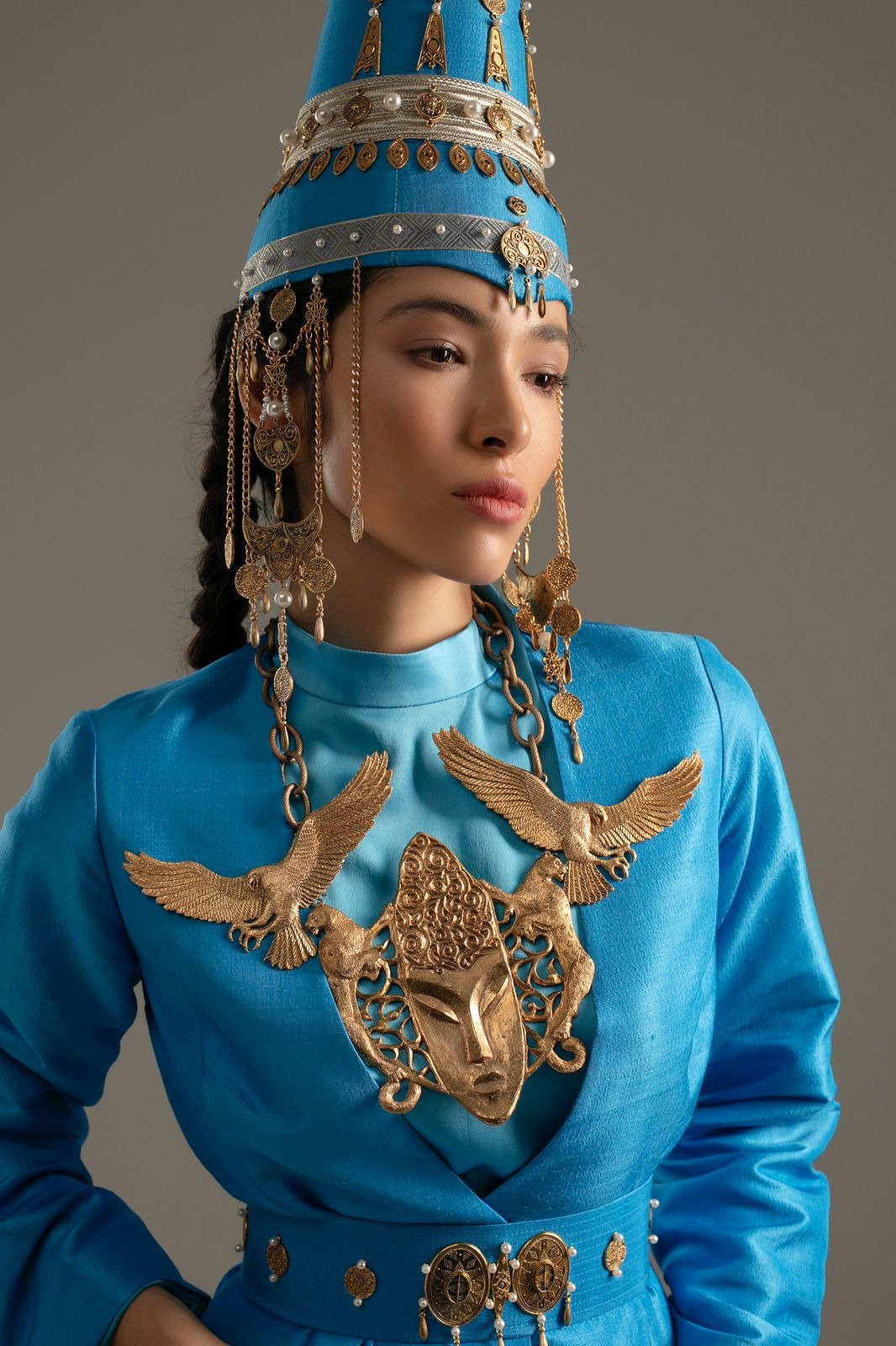 Казахстанский бренд ShakerBay представил страну на Thai Silk Fashion Week