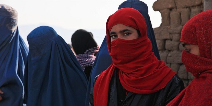 Возмутительно: Талибан запретил женщинам делать это