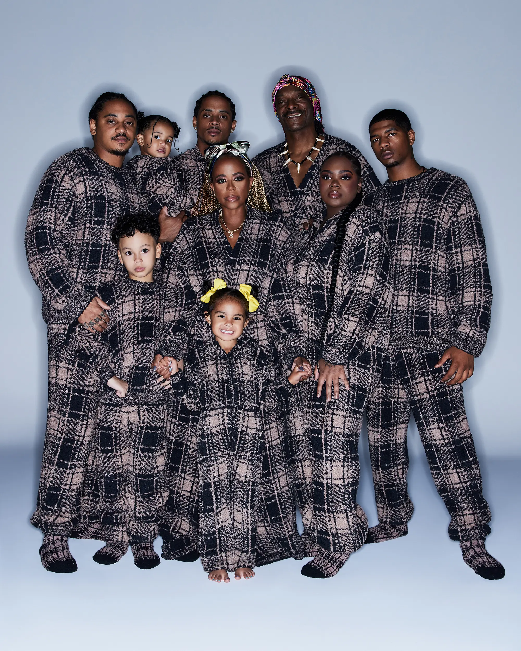 Неожиданно! Snoop Dogg и вся его семья - герои новой праздничной кампании Skims