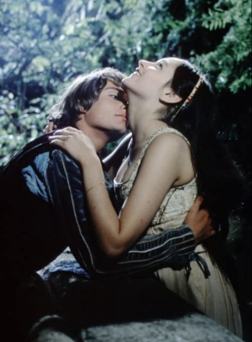 Фильм "Ромео и Джульетта" оказался в центре громкого секс-скандала