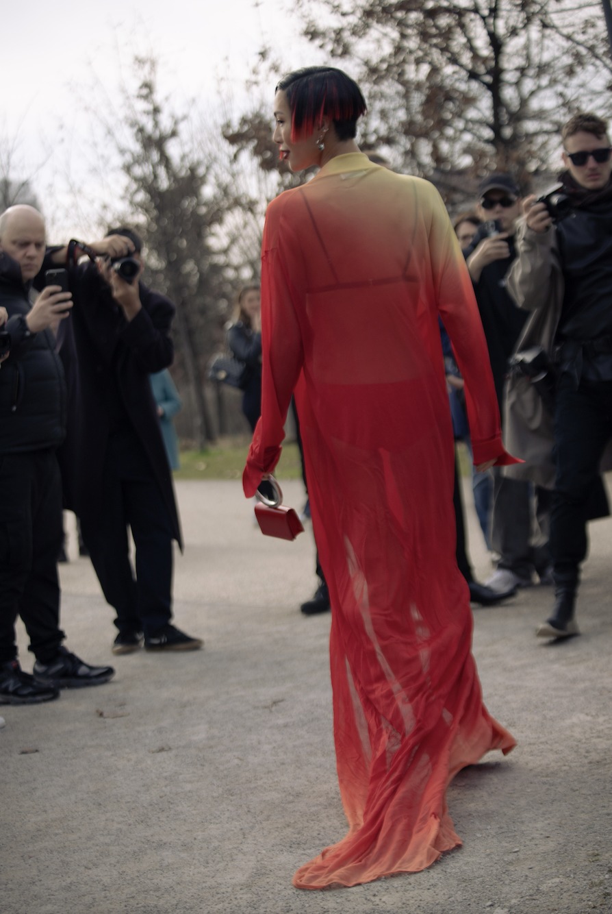 Металлик, леопард и золото: стристайл четвертого дня Недели моды в Милане