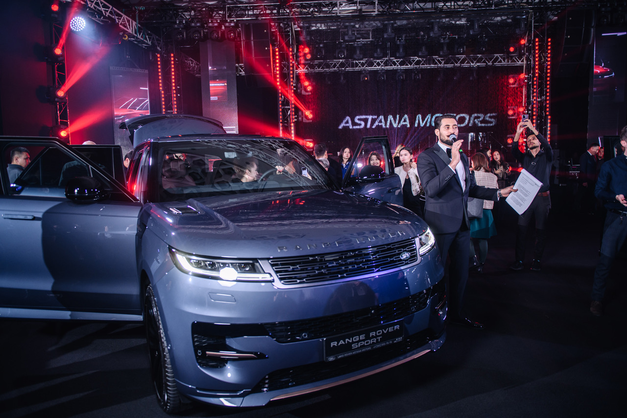 Бензин, дизель, гибрид: Range Rover Sport Қазақстанға жетті
