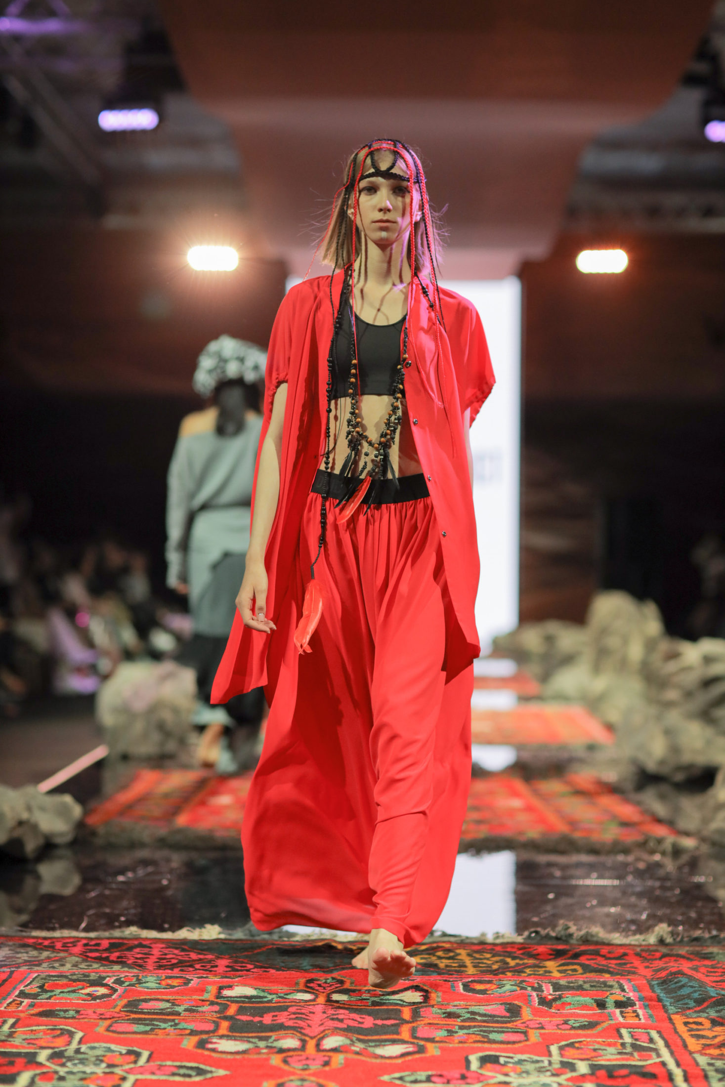 Номады, стихии и феминность: первый день Visa Fashion Week Almaty