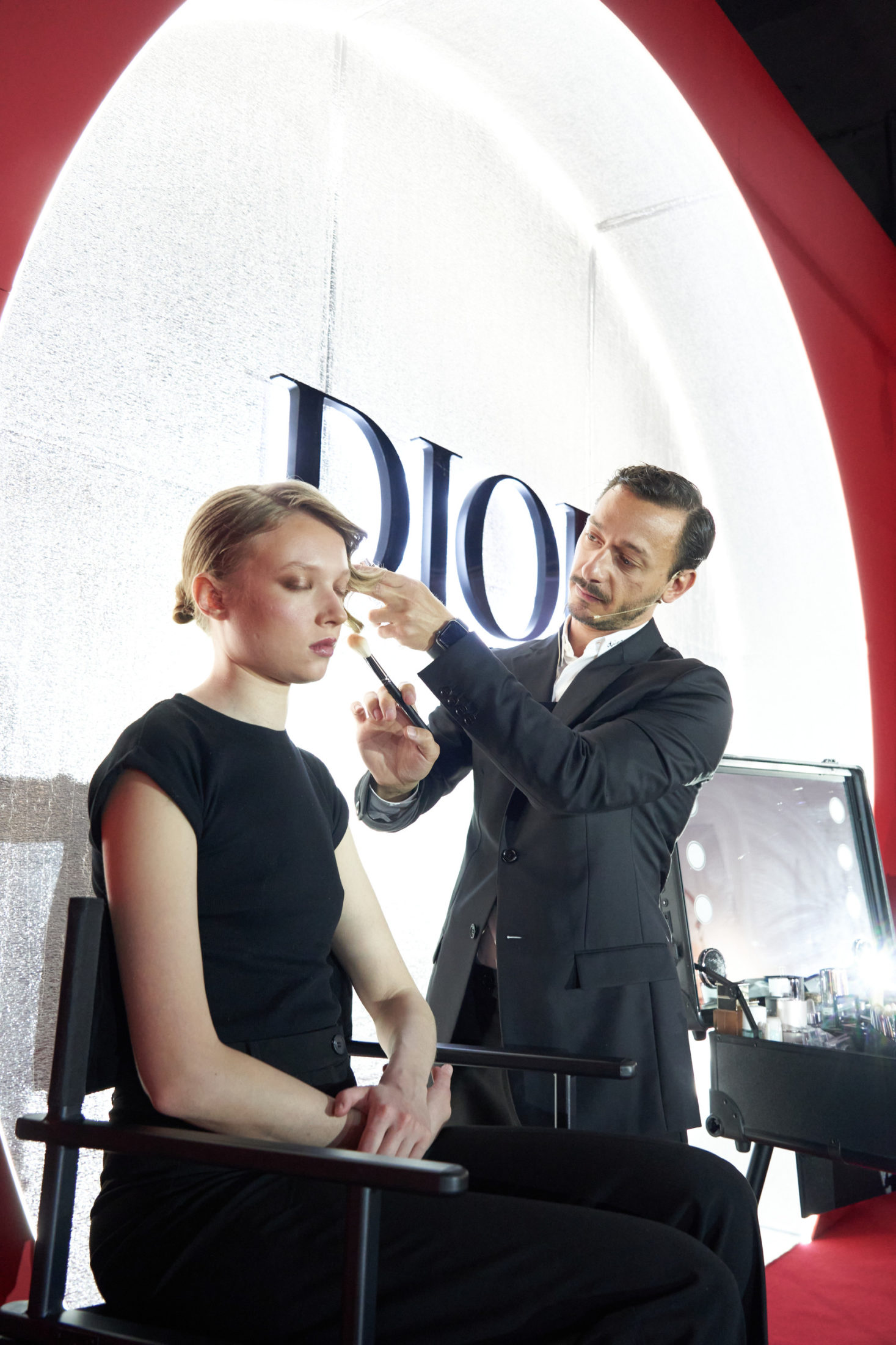 Волшебные преображения с Dior Pro Team в Алматы