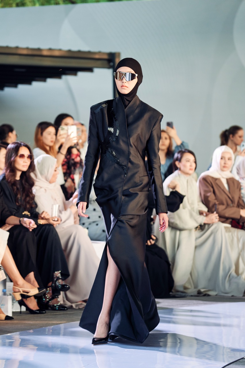 KISWAH Fashion Shows: скромная мода и современные тренды