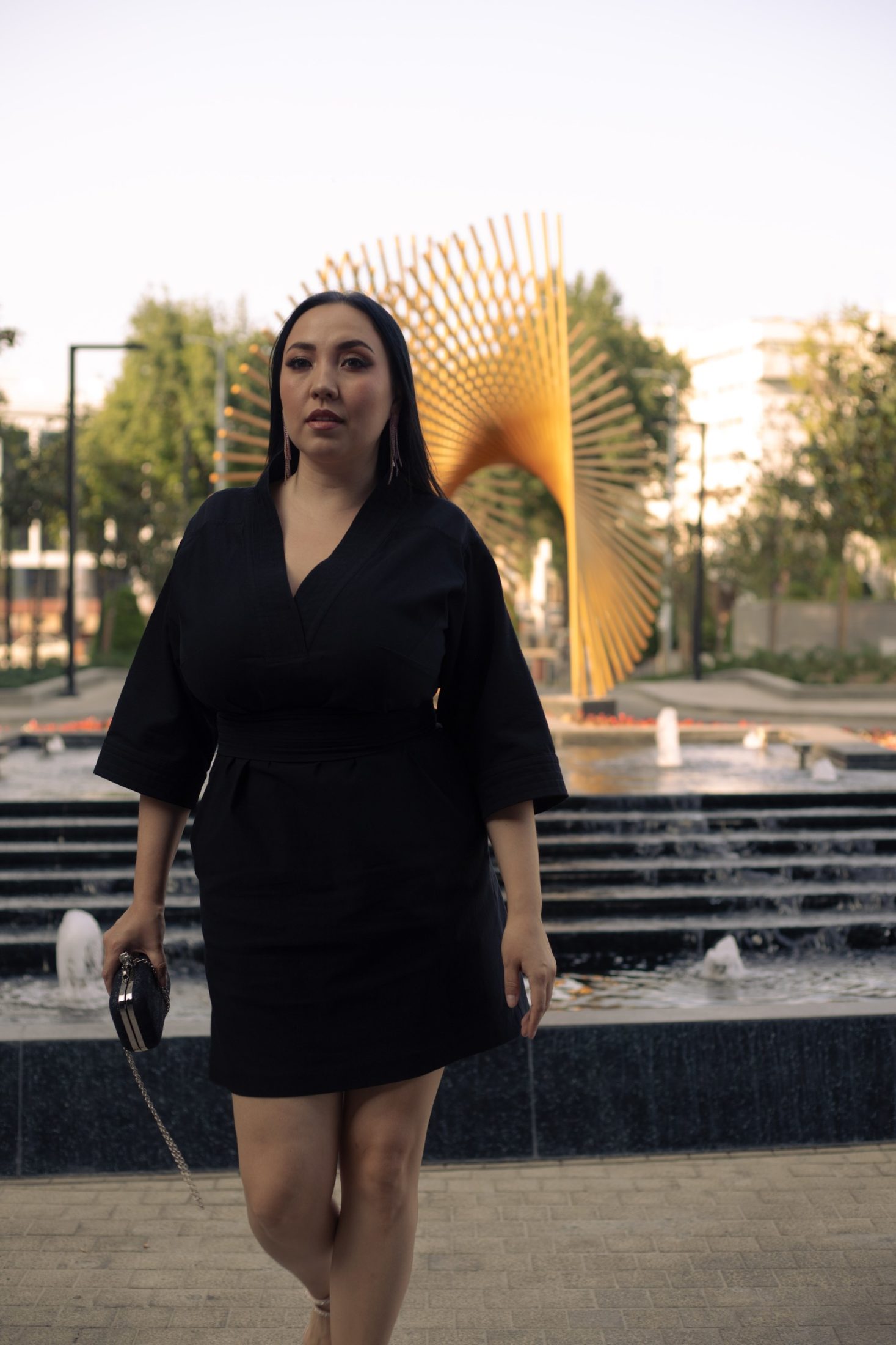 Этнические мотивы, яркие цвета и горячие тренды: стритстайл первого дня Visa Fashion Week Tashkent