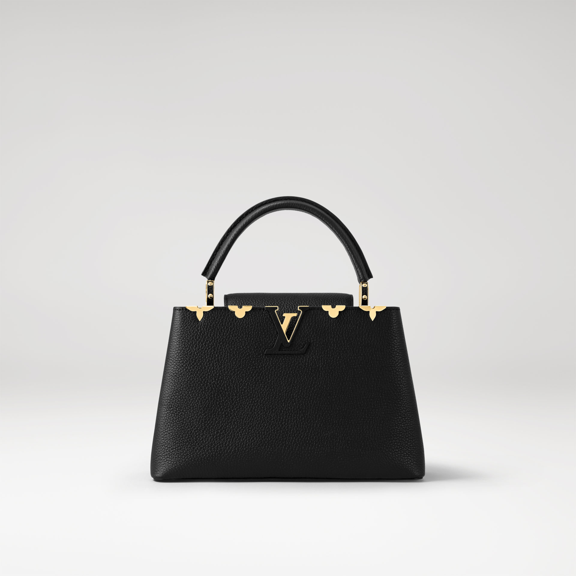 Культовая сумка Louis Vuitton Capucines — воплощение элегантности, стиля и истории французского Дома