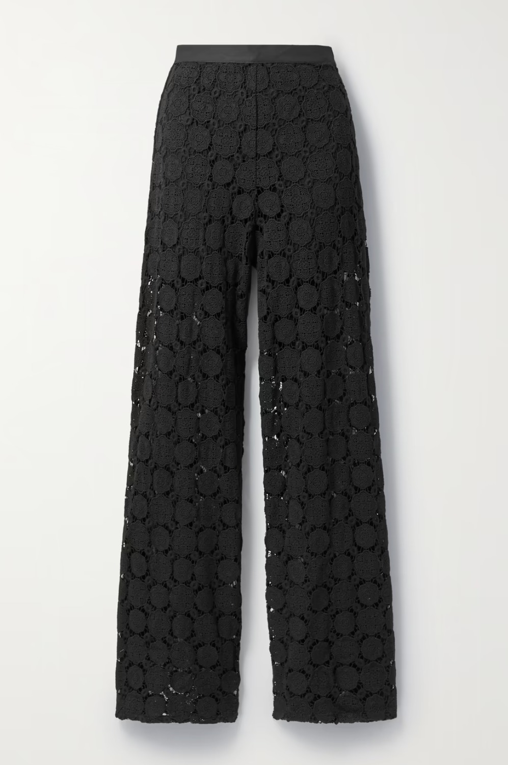 Где купить черные полупрозрачные брюки как у Барбары Палвин?