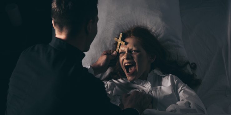 Ужасы продолжаются: смотрим новый трейлер фильма «Изгоняющий дьявола: Верующий» 