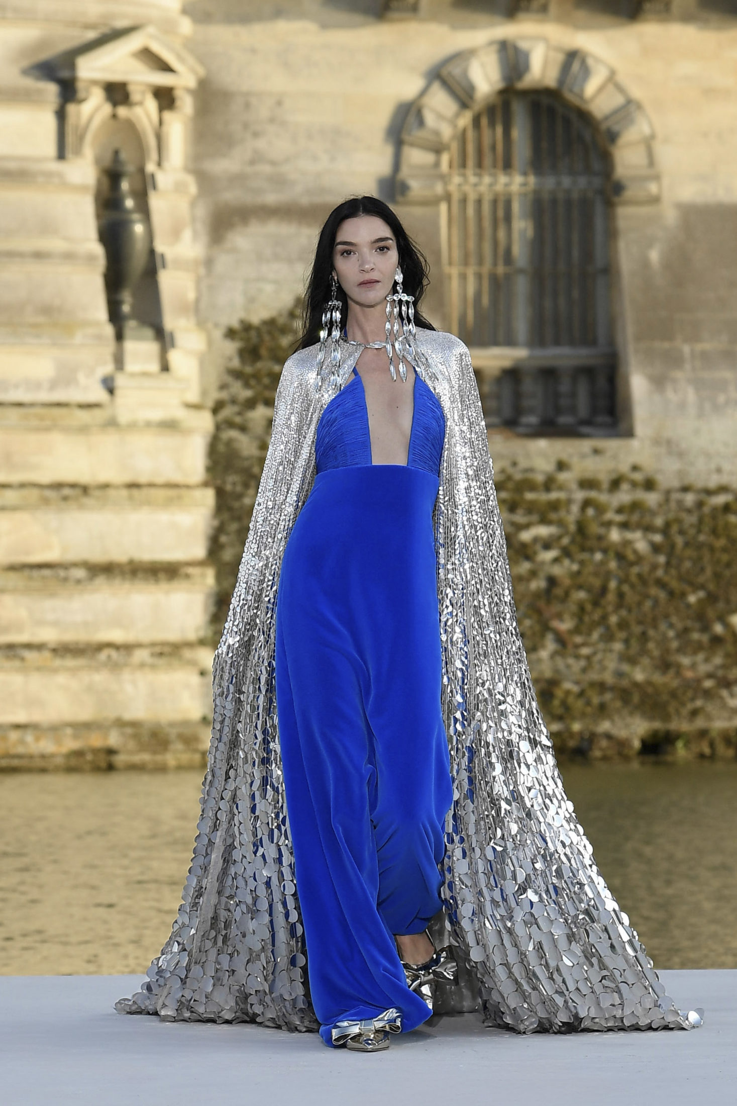 Простота, женщины-вамп и сила природы: Неделя высокой моды в Париже осень-зима 2023/2024