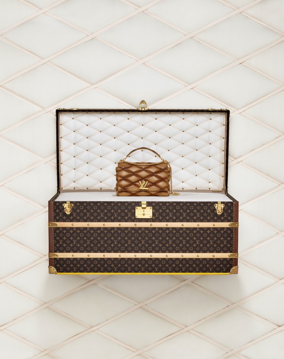 В одно касание: новая сумка Louis Vuitton GO-14