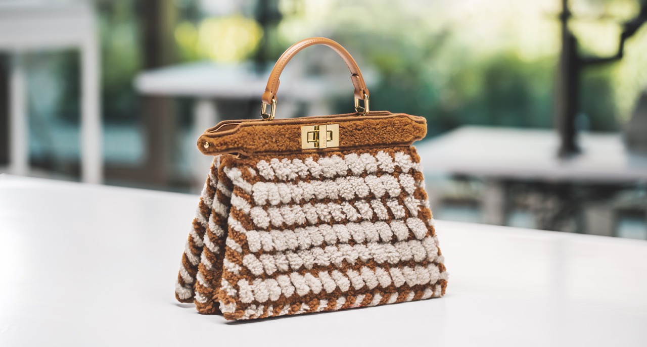 Наивысшее мастерство: капсула FENDI Peekaboo с плетением из овчины