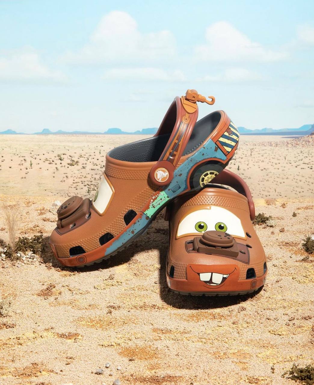 Pixar x Crocs 