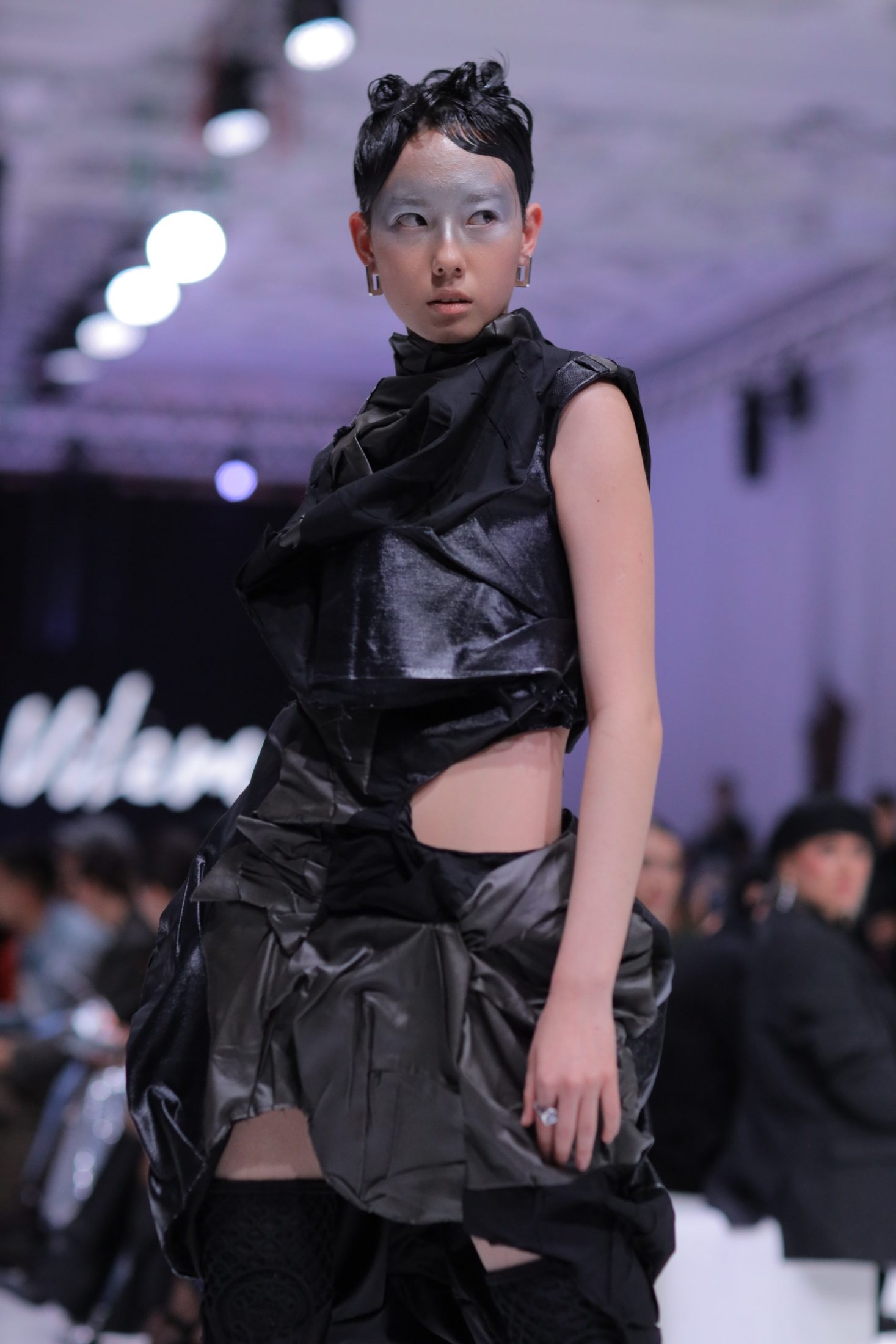 Женственность, экология и хаос: второй день Visa Fashion Week Almaty