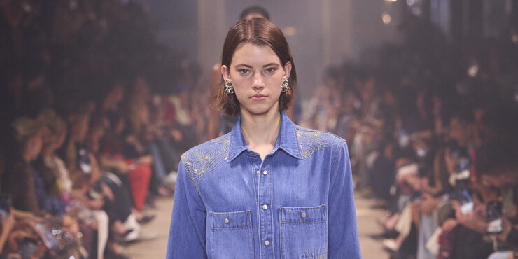 Denim all around: главные джинсовые тренды этого сезона