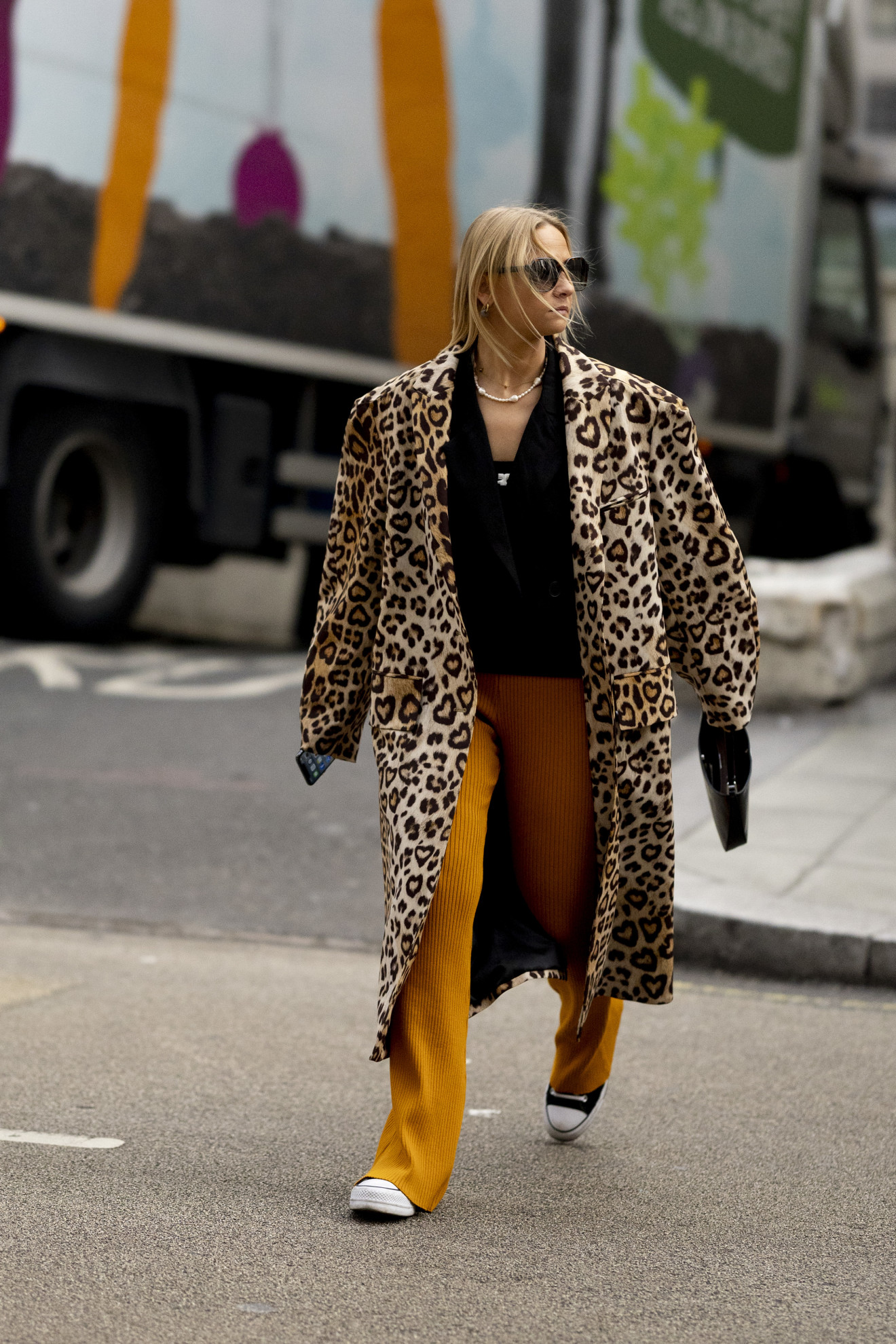 леопардовое пальто