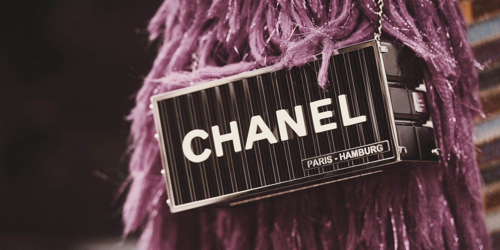 Судебный процесс между Chanel и реселлером What Goes Around Comes Around закончился